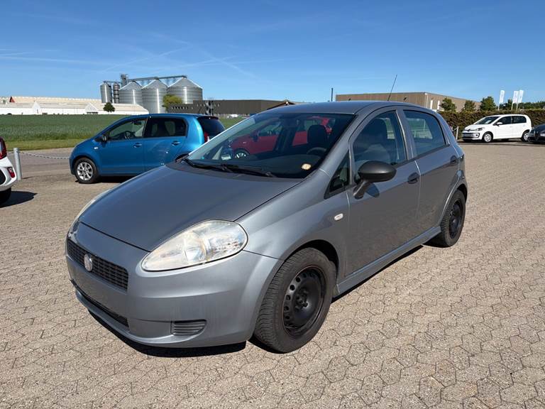 100Autotjek biler