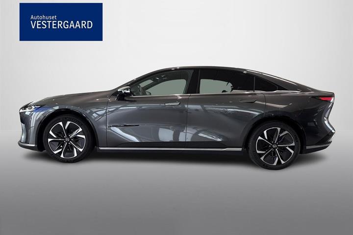 Grå Mazda 6e fra 2025