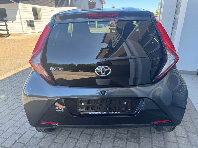 Toyota Aygo 1,0 VVT-i x-press