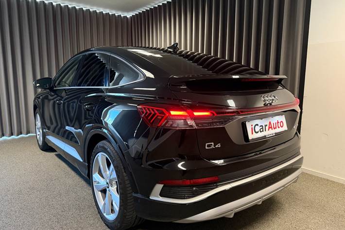 Sort Audi Q4 e-tron fra 2023