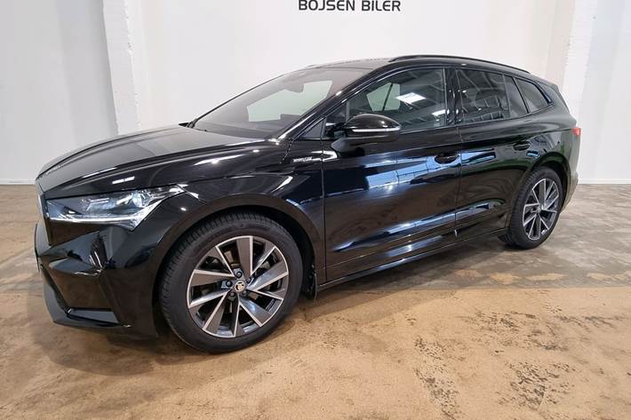 Sort Skoda Enyaq fra 2025 set udefra