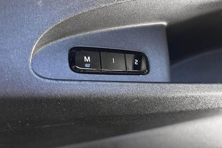 Hvid Polestar 2 fra 2023