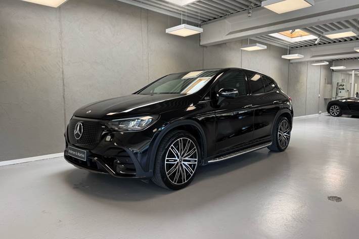Sort Mercedes EQE 350+ fra 2024