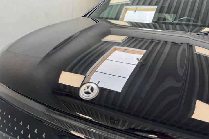 Sort Mercedes EQE 350+ fra 2024