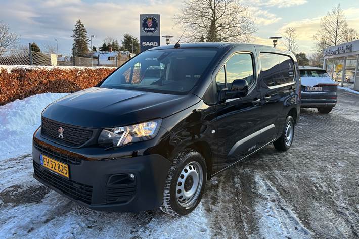 Sort Peugeot Partner fra 2025