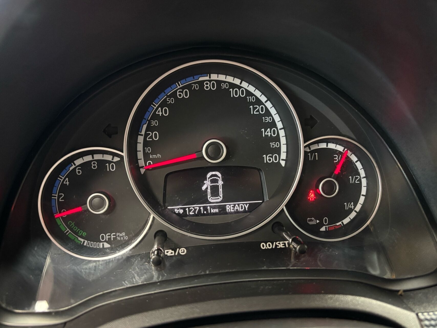 Rød VW e-up fra 2021