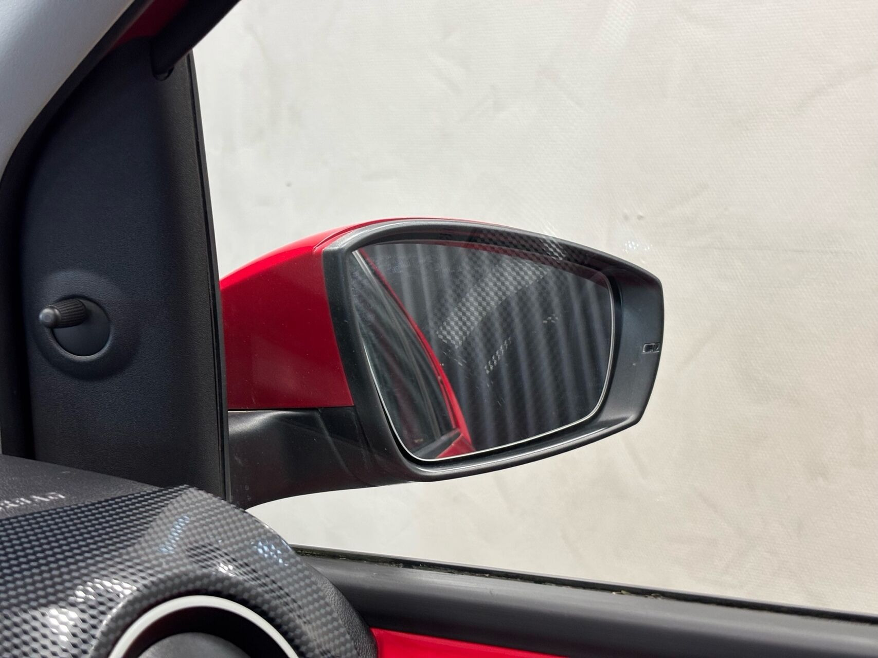 Rød VW e-up fra 2021