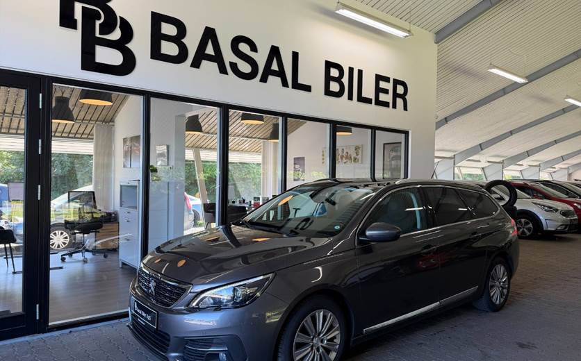 Peugeot 308 1,6 BlueHDi 120 Selection Sky SW