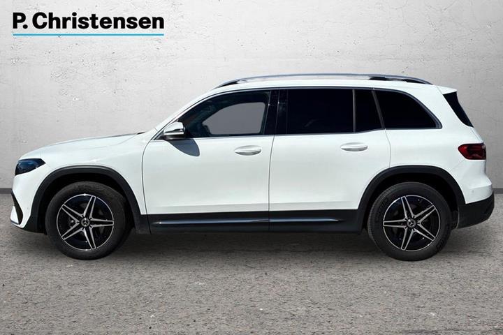 Hvid Mercedes EQB250+ fra 2025