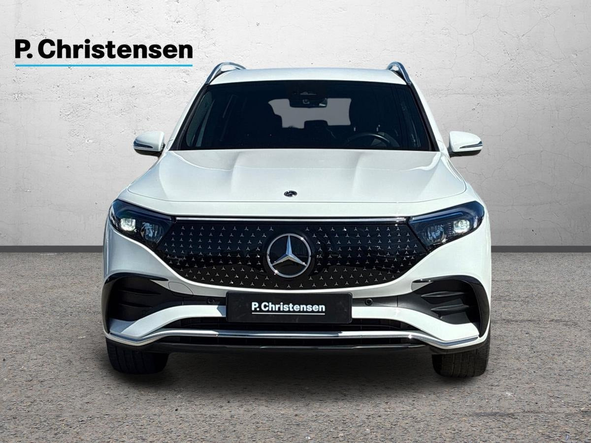 Hvid Mercedes EQB250+ fra 2025
