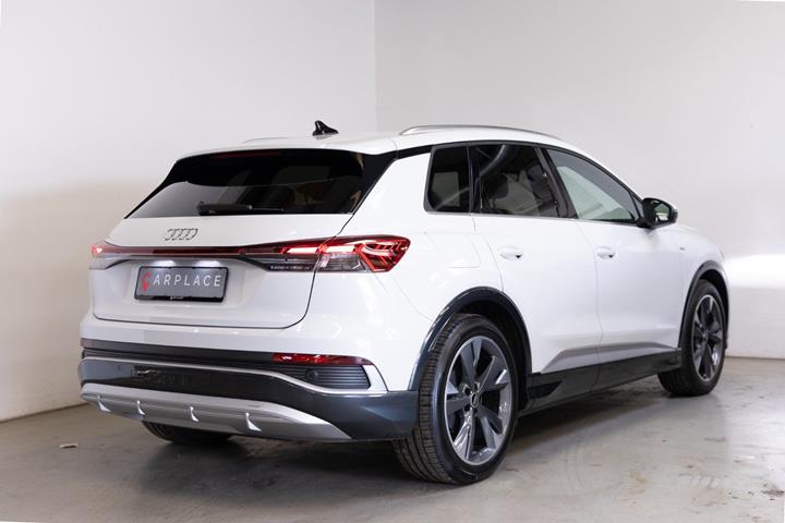 Hvid Audi Q4 e-tron fra 2023