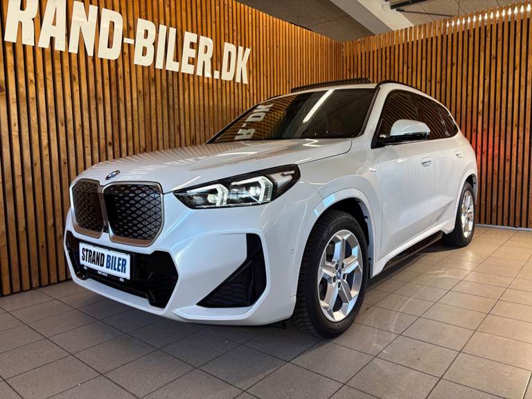BMW iX1 xDrive30 Fully Charged M-Sport