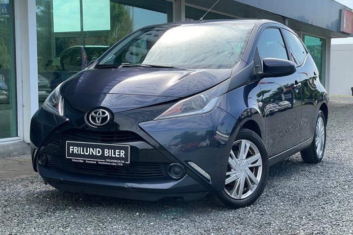 undefined Toyota Aygo fra 2015 set udefra