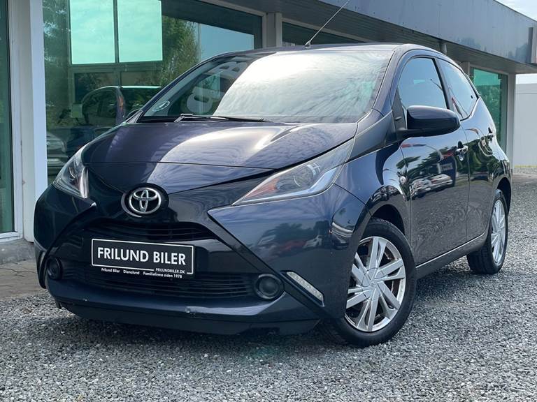 Toyota Aygo 1,0 VVT-i x-play x-touch