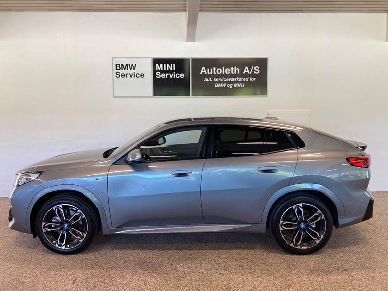 BMW iX2 xDrive30 M-Sport