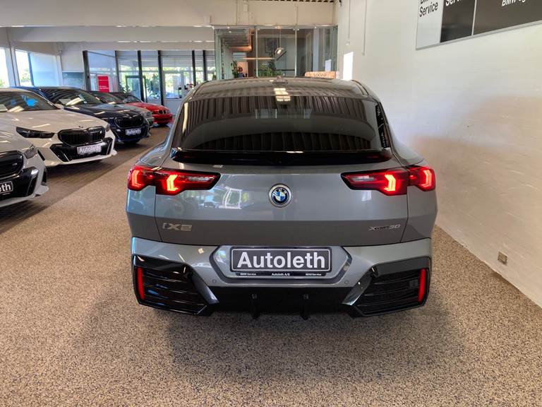 BMW iX2 xDrive30 M-Sport