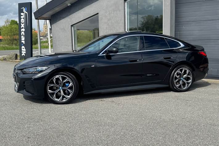 Sort BMW i4 fra 2022