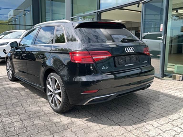 Audi A3 1,4 e-tron Sport Sportback S-tr.