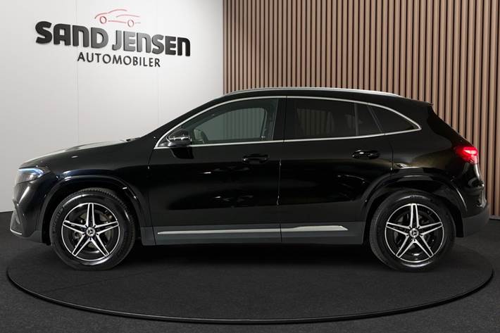 Sort Mercedes EQA350 fra 2024