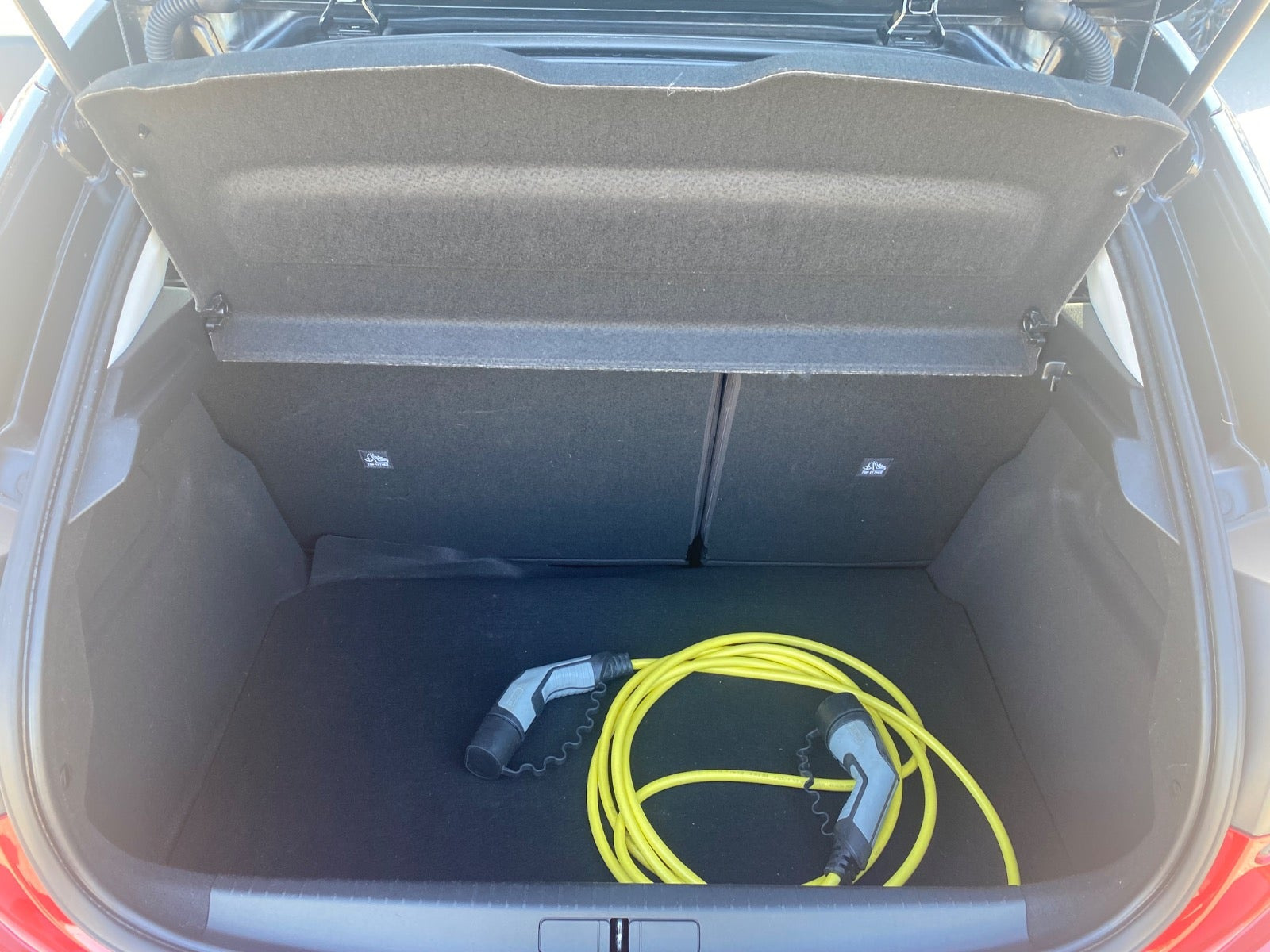 Rød Opel Corsa-e fra 2020