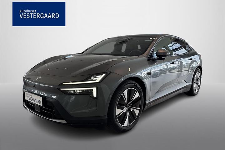 Grå Polestar 4 fra 2026