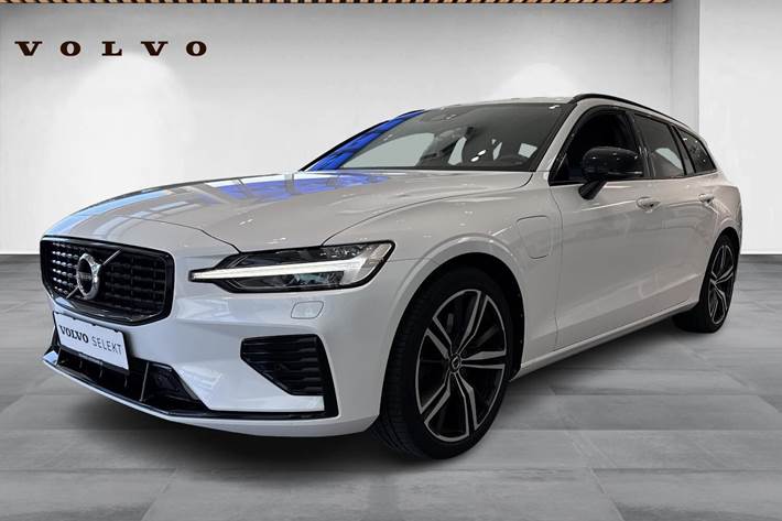 Hvid Volvo V60 fra 2021