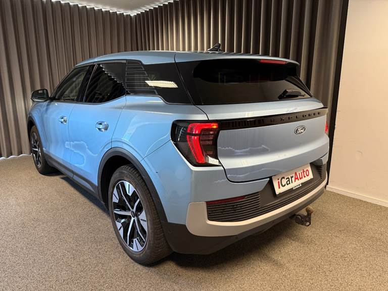 Ford Explorer 77 Select Extended Range