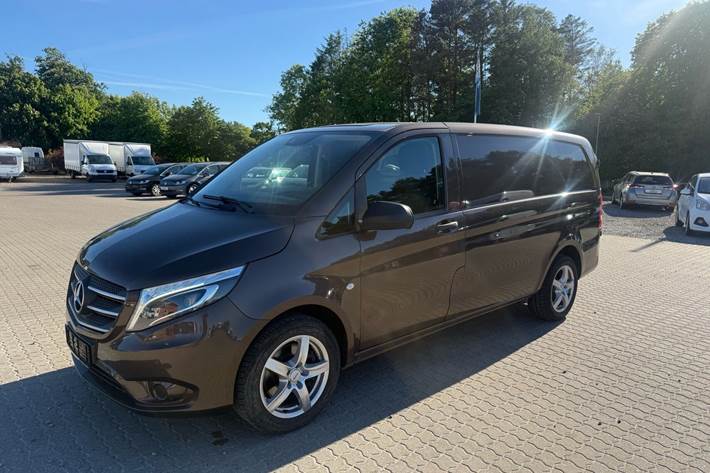 Bronze Mercedes Vito fra 2017