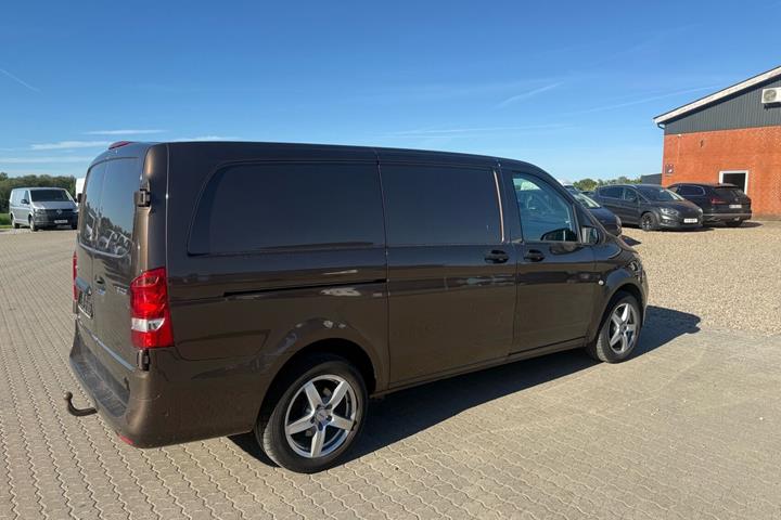 Bronze Mercedes Vito fra 2017