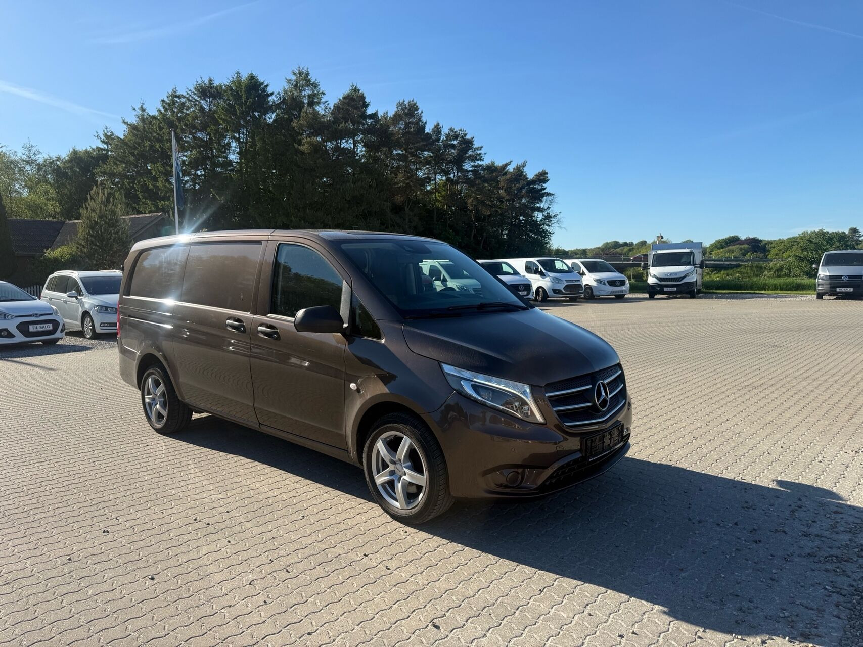 Bronze Mercedes Vito fra 2017