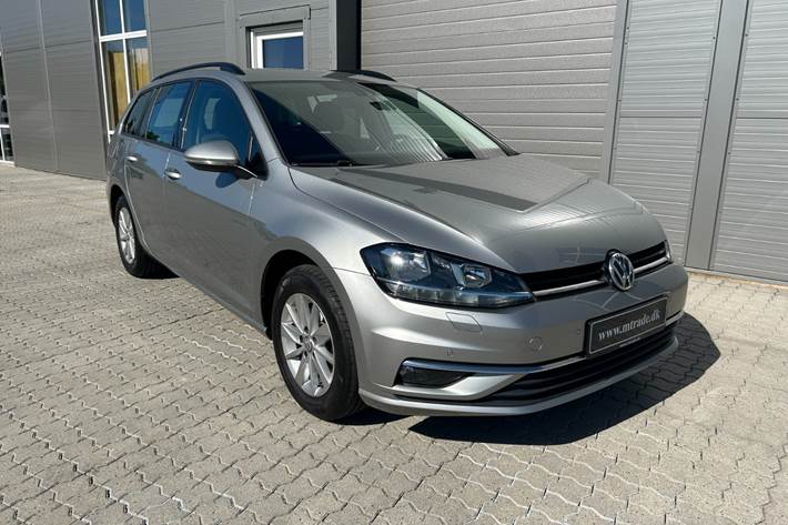 Sølv VW Golf VII fra 2018