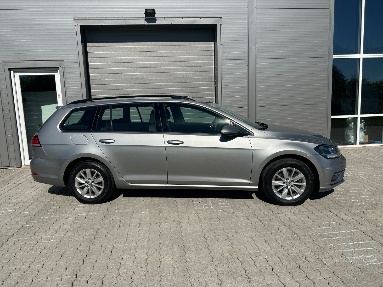 Sølv VW Golf VII fra 2018