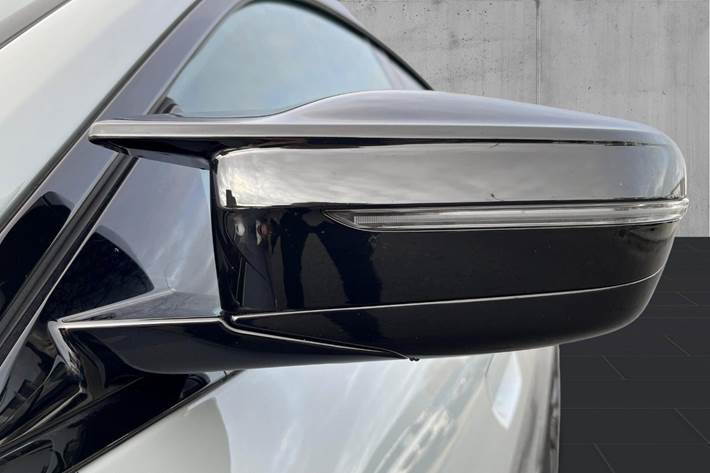 Grå BMW i4 fra 2024