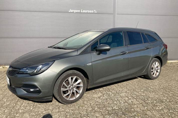 Grøn Opel Astra fra 2020
