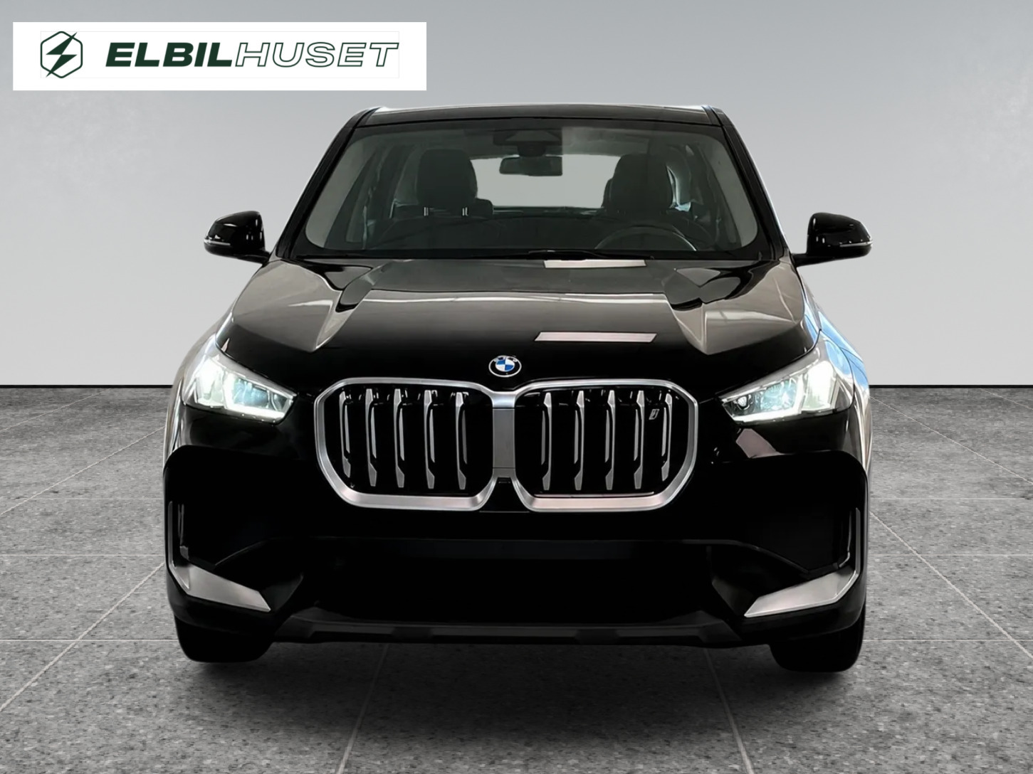 Sort BMW iX1 fra 2023