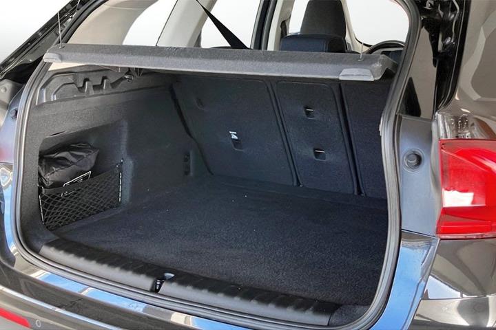 Sort BMW iX1 fra 2023