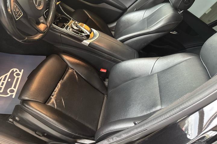 Sort Mercedes C220 d fra 2016