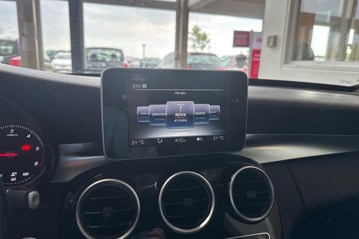Sort Mercedes C220 d fra 2016
