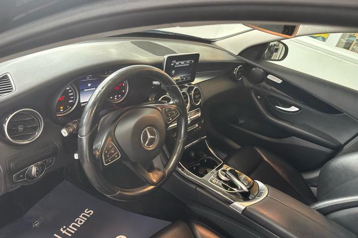 Sort Mercedes C220 d fra 2016