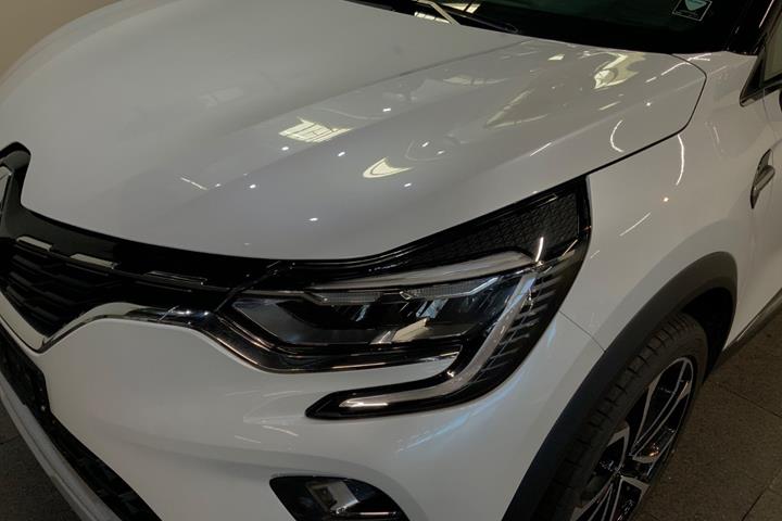 Hvid Renault Captur fra 2020
