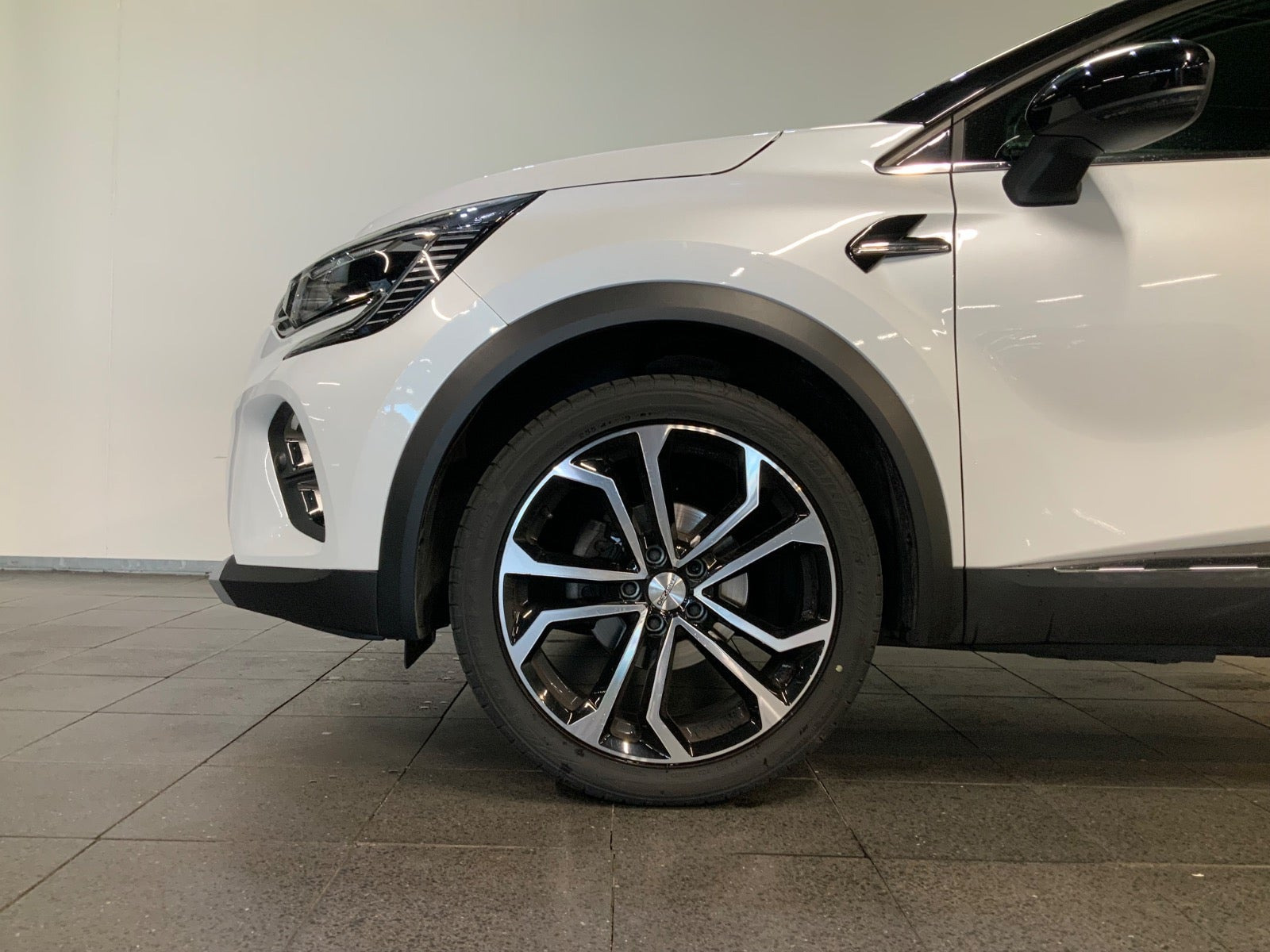 Hvid Renault Captur fra 2020