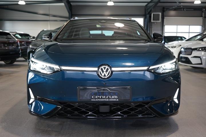 Blå VW ID.7 fra 2025
