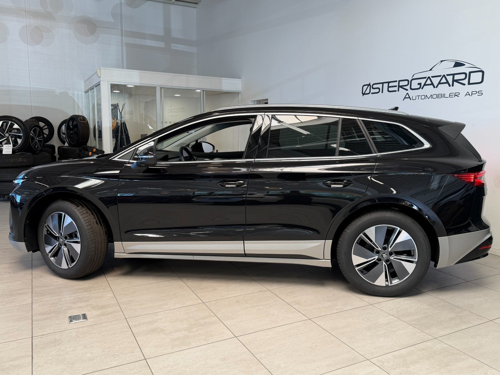 Sort Skoda Enyaq fra 2026
