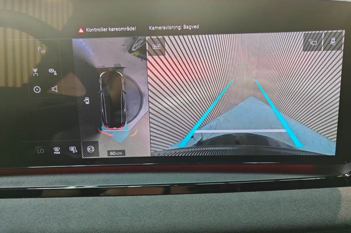 Grå Audi Q6 e-tron fra 2025