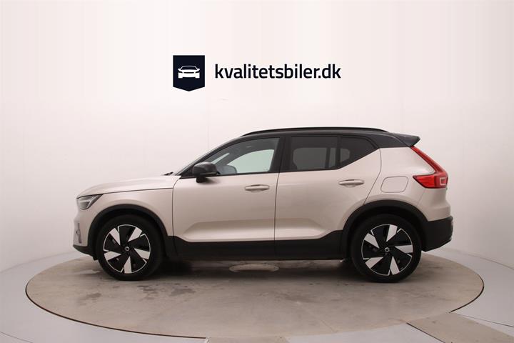 undefined Volvo XC40 fra 2023