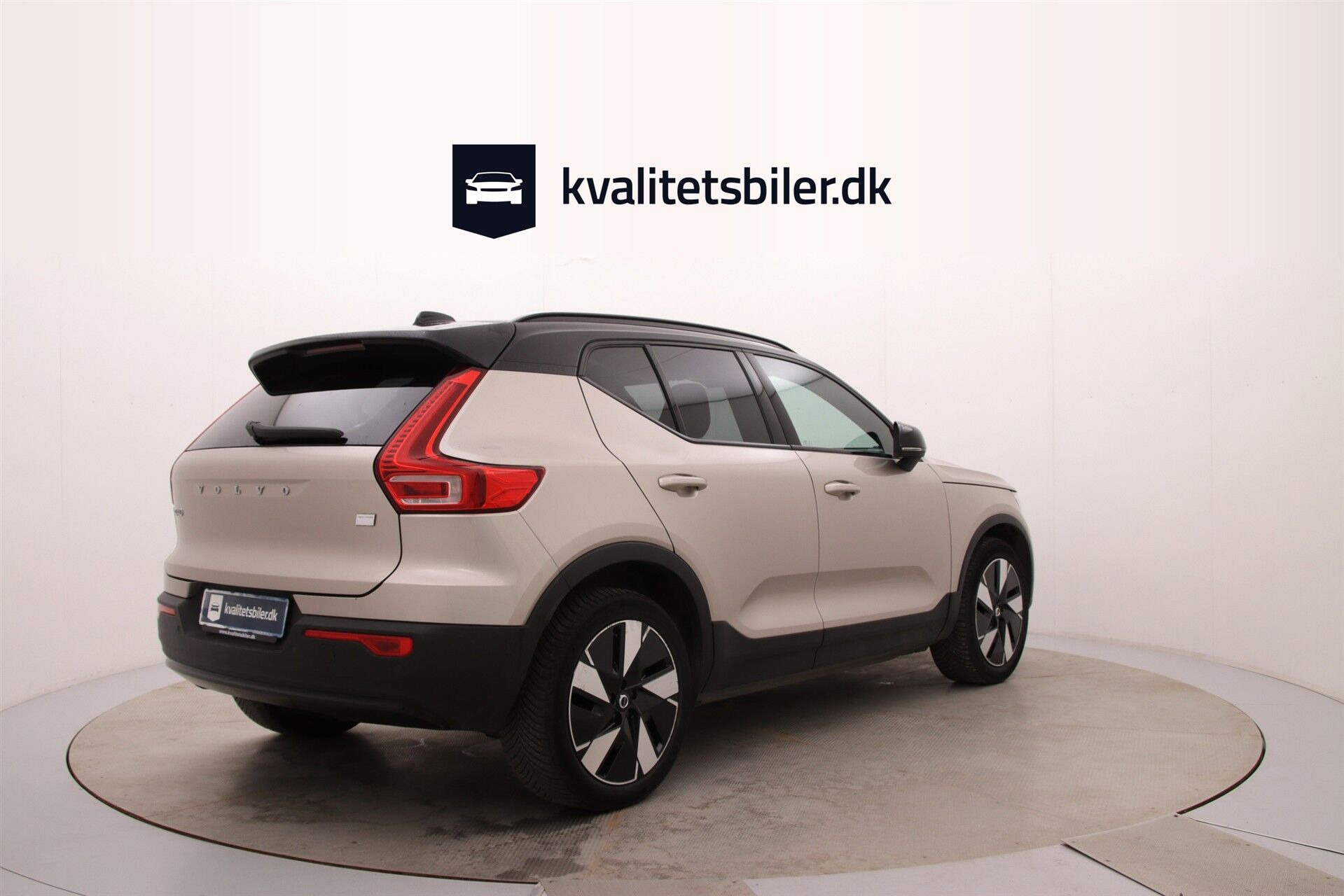 undefined Volvo XC40 fra 2023