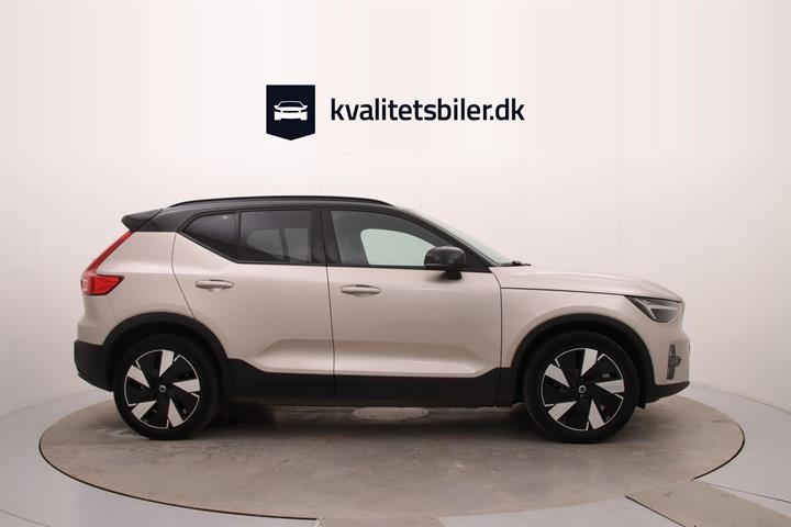 undefined Volvo XC40 fra 2023