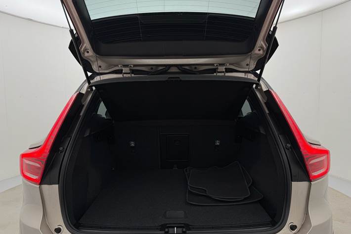 undefined Volvo XC40 fra 2023