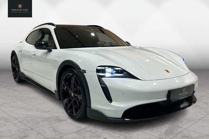 Hvid Porsche Taycan fra 2023