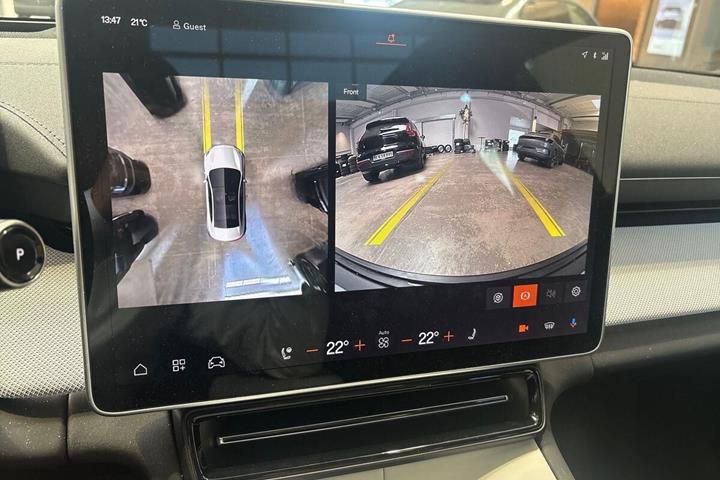 Hvid Polestar 4 fra 2026